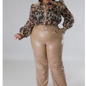 Two piece pant set